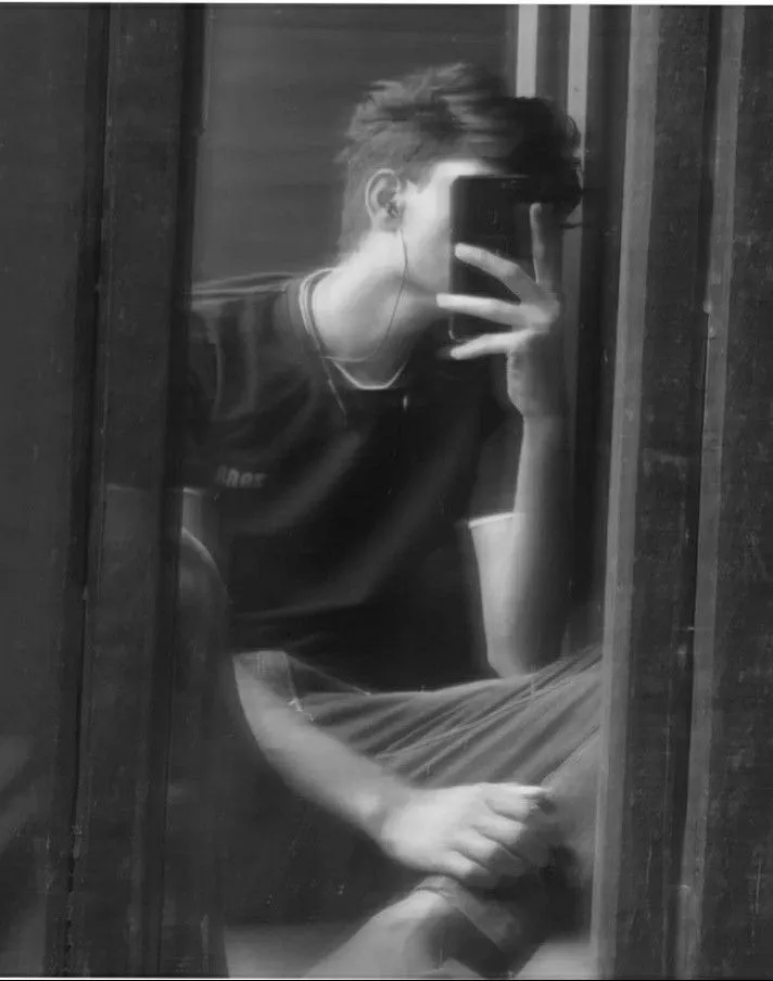 aesthetic blur dp boy