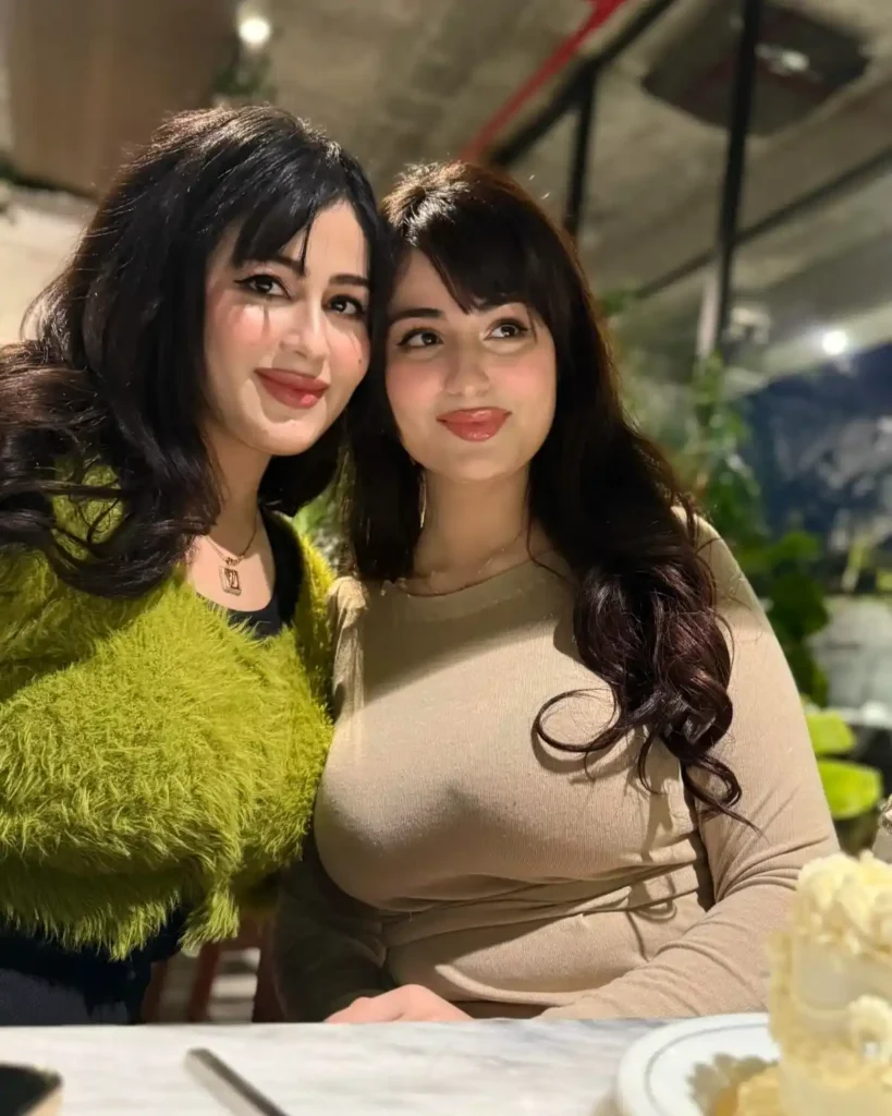 asian cute girl photo