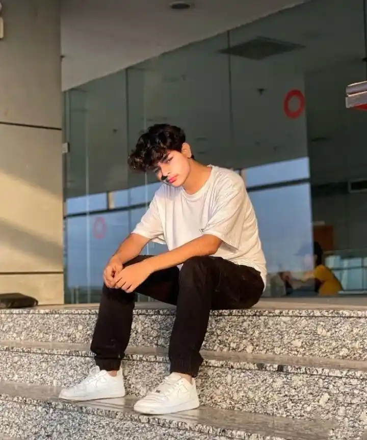 attitude boy dp hd black