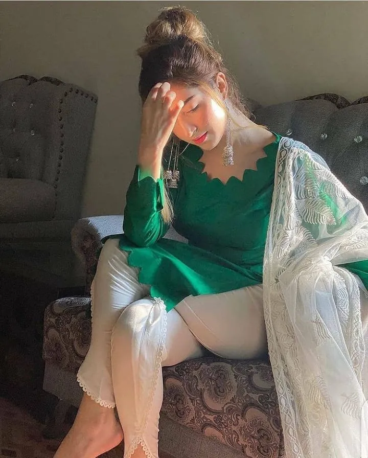 attitude girl dp for instagram