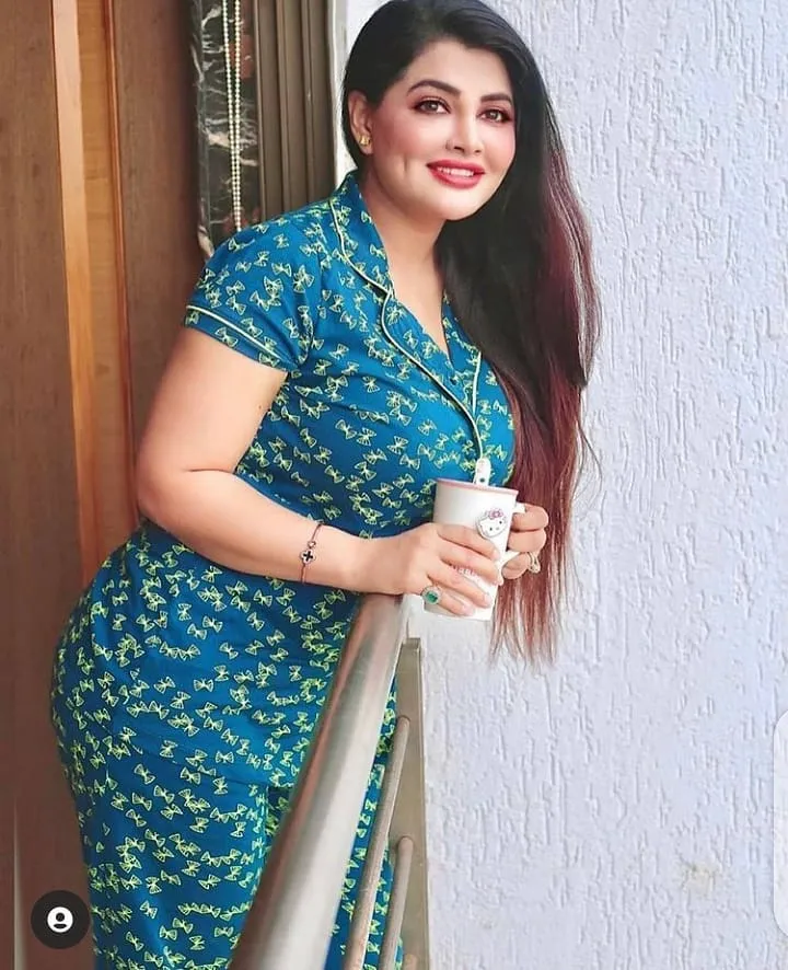 attitude instagram dp for girls simple