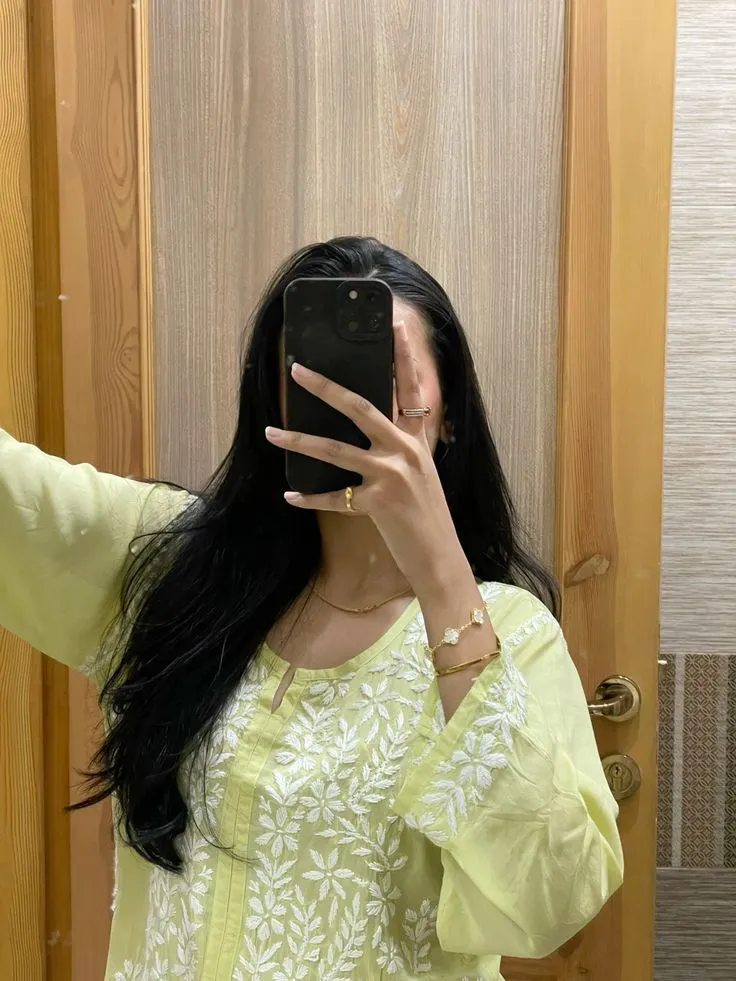 attitude ladki ki photo