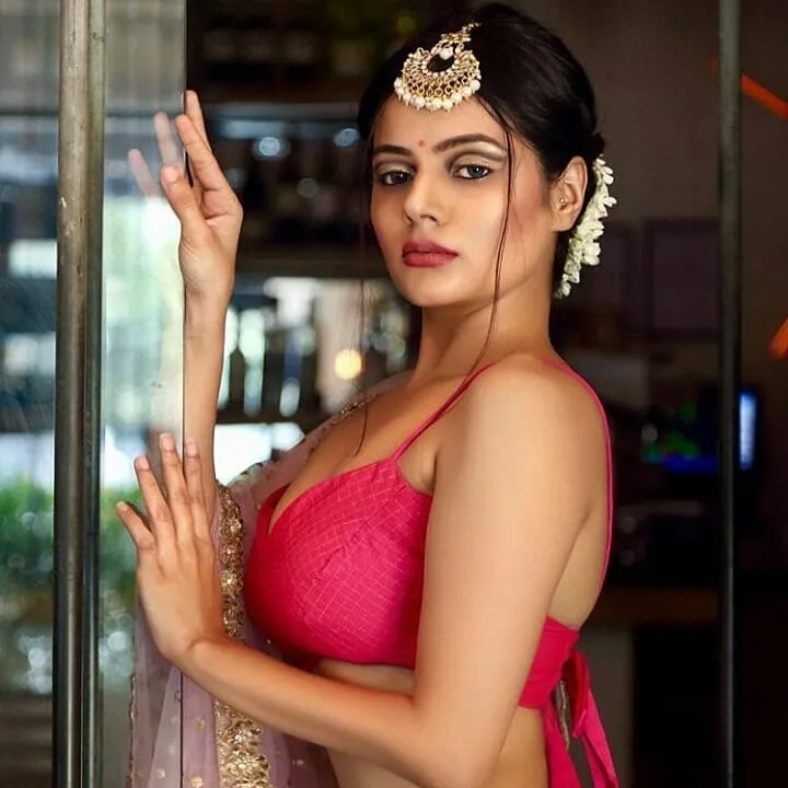 best instagram dp for girls simple