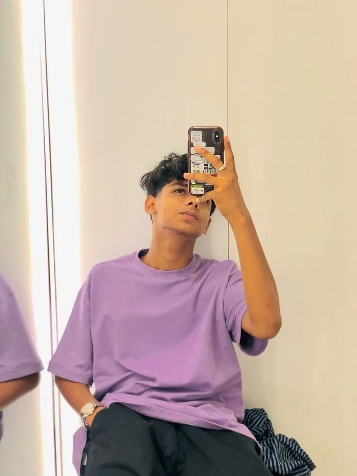 blurry aesthetic boy pfp