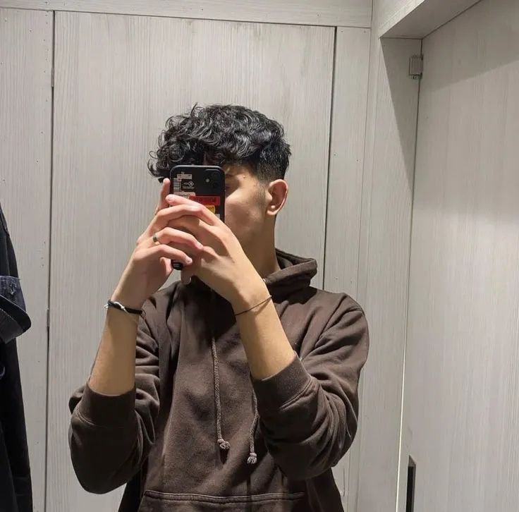 blurry dp for whatsapp boy