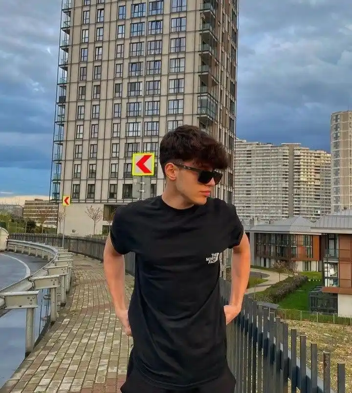 boys dp black shirt