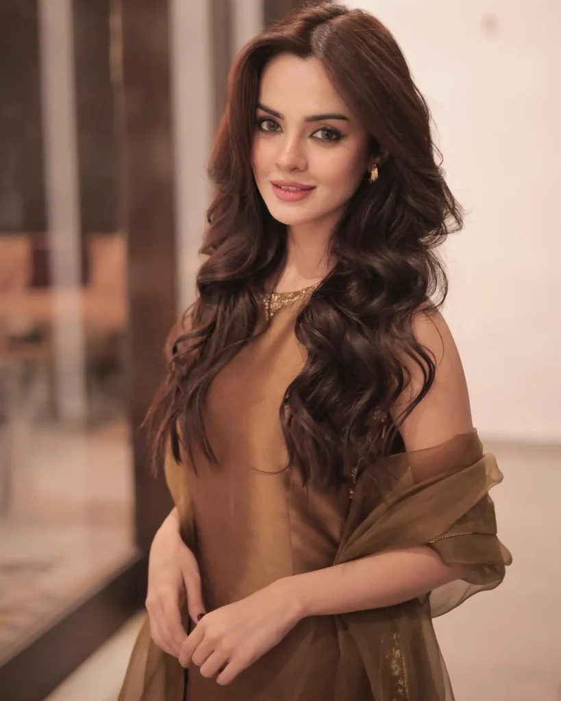 cute girl dp back side