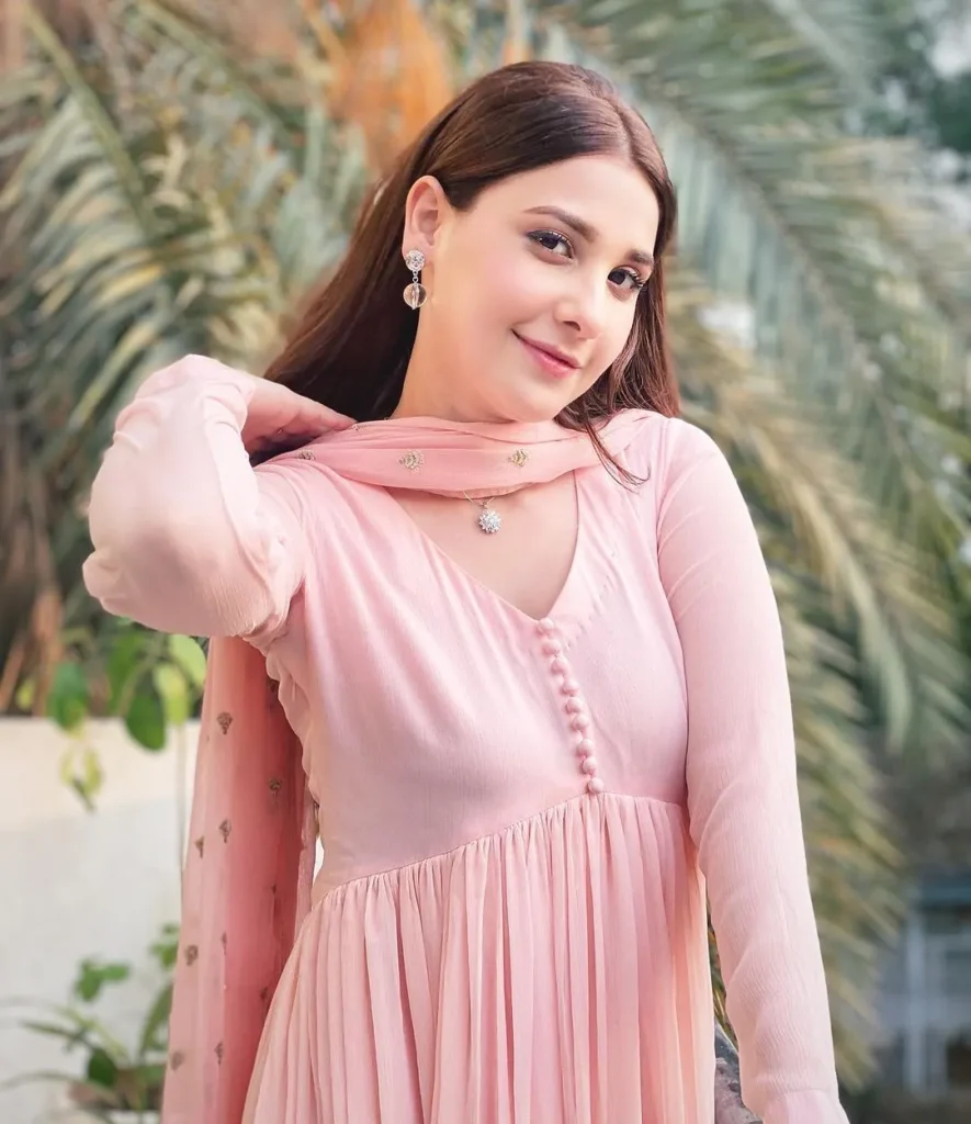 cute girl dp cap
