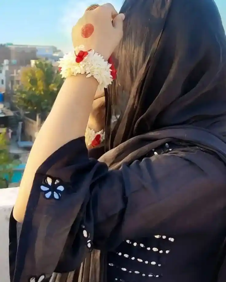 cute girls dpz hidden face