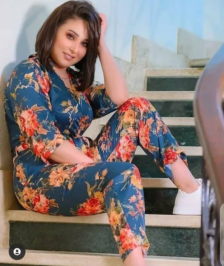 dp for girls attitude with black background
