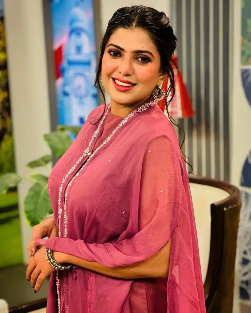 girls dp dupatta