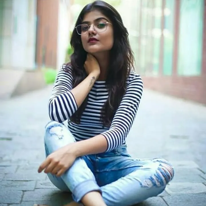 instagram dp girl alone
