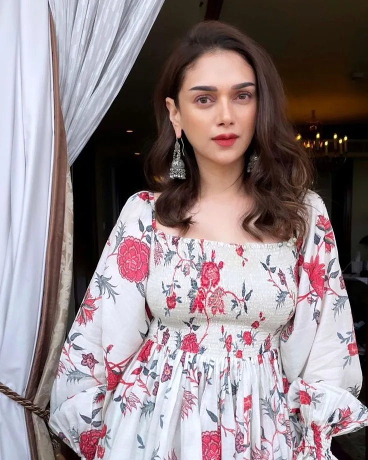 kali ladki ki photo