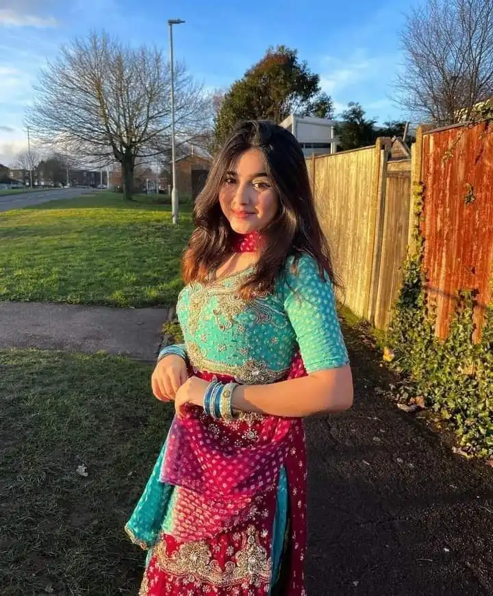khubsurat ladki ki dp
