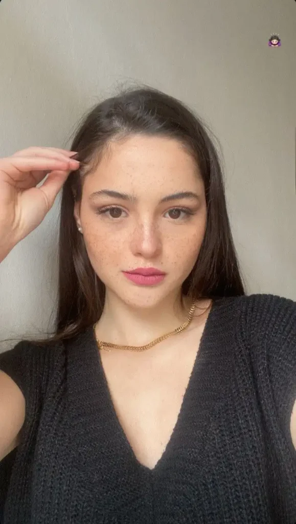 ladki ka photo achcha wala