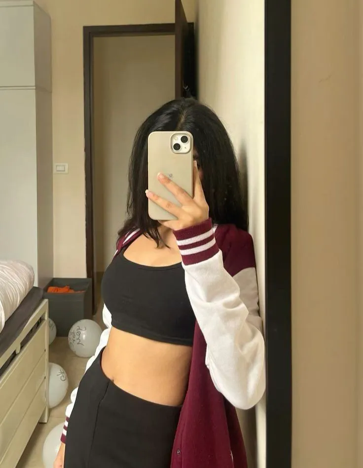 ladki ka photo album