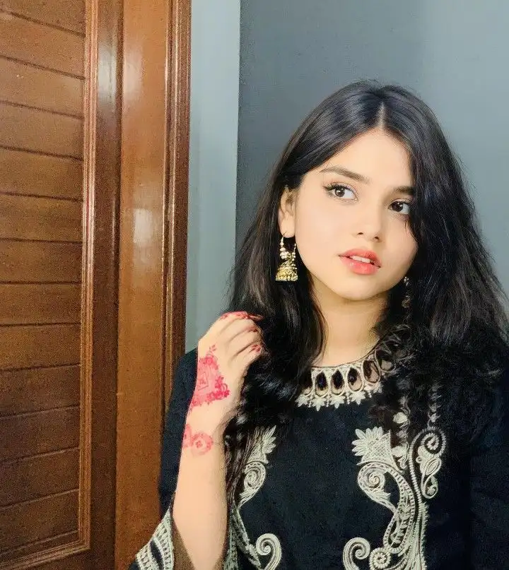 ladki ki dp acchi wali