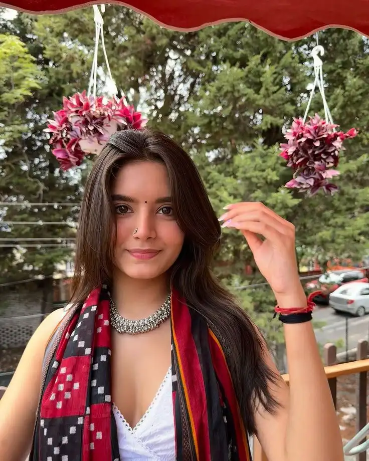 ladki ki photo acchi si