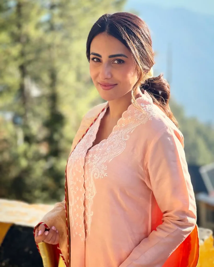 simple cute girl pic