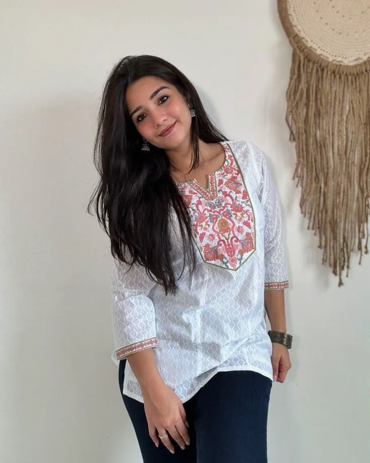 sundar ladki ki dp